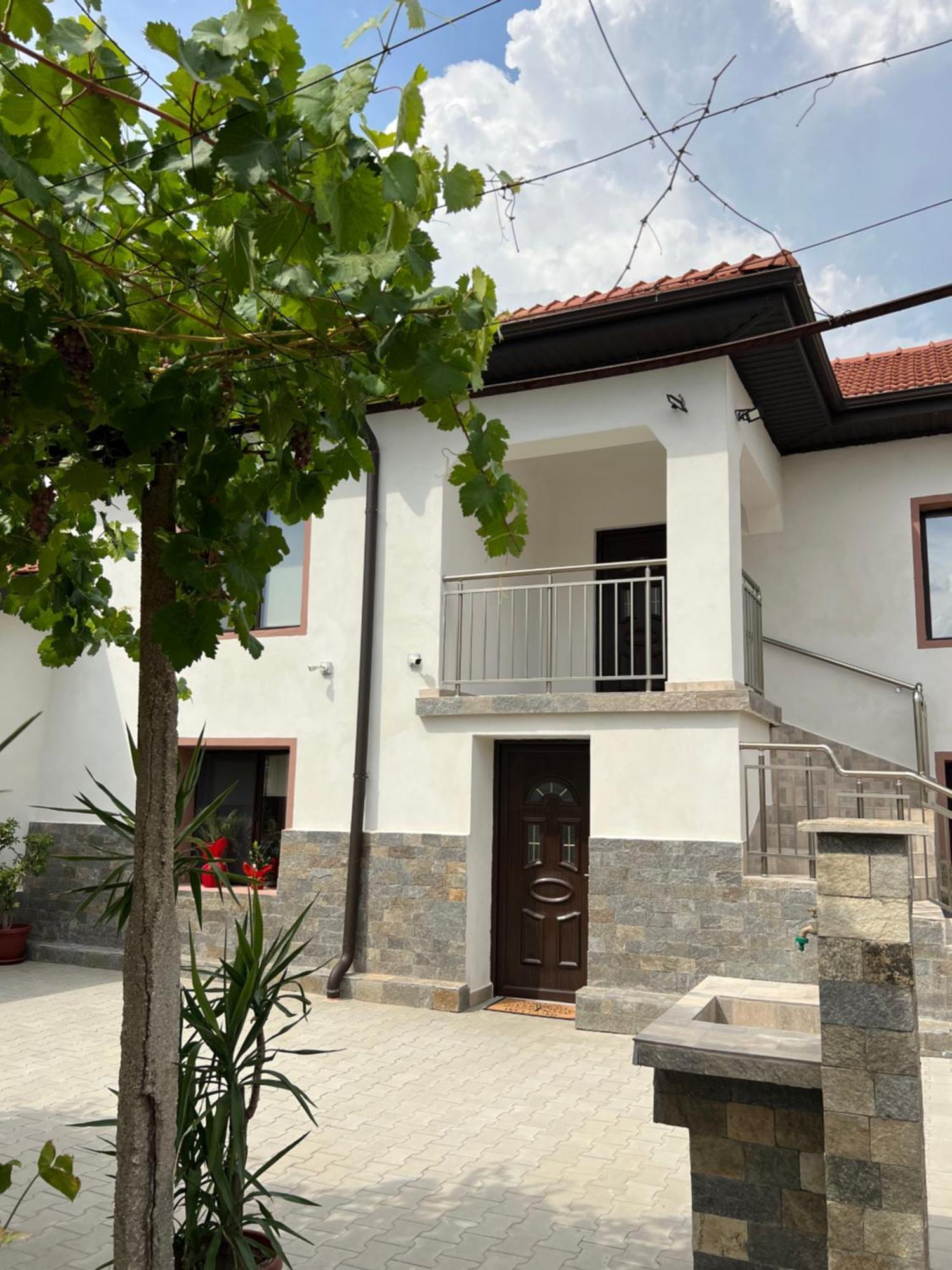 Къща За Гости Бадови Hisarya Esterno foto